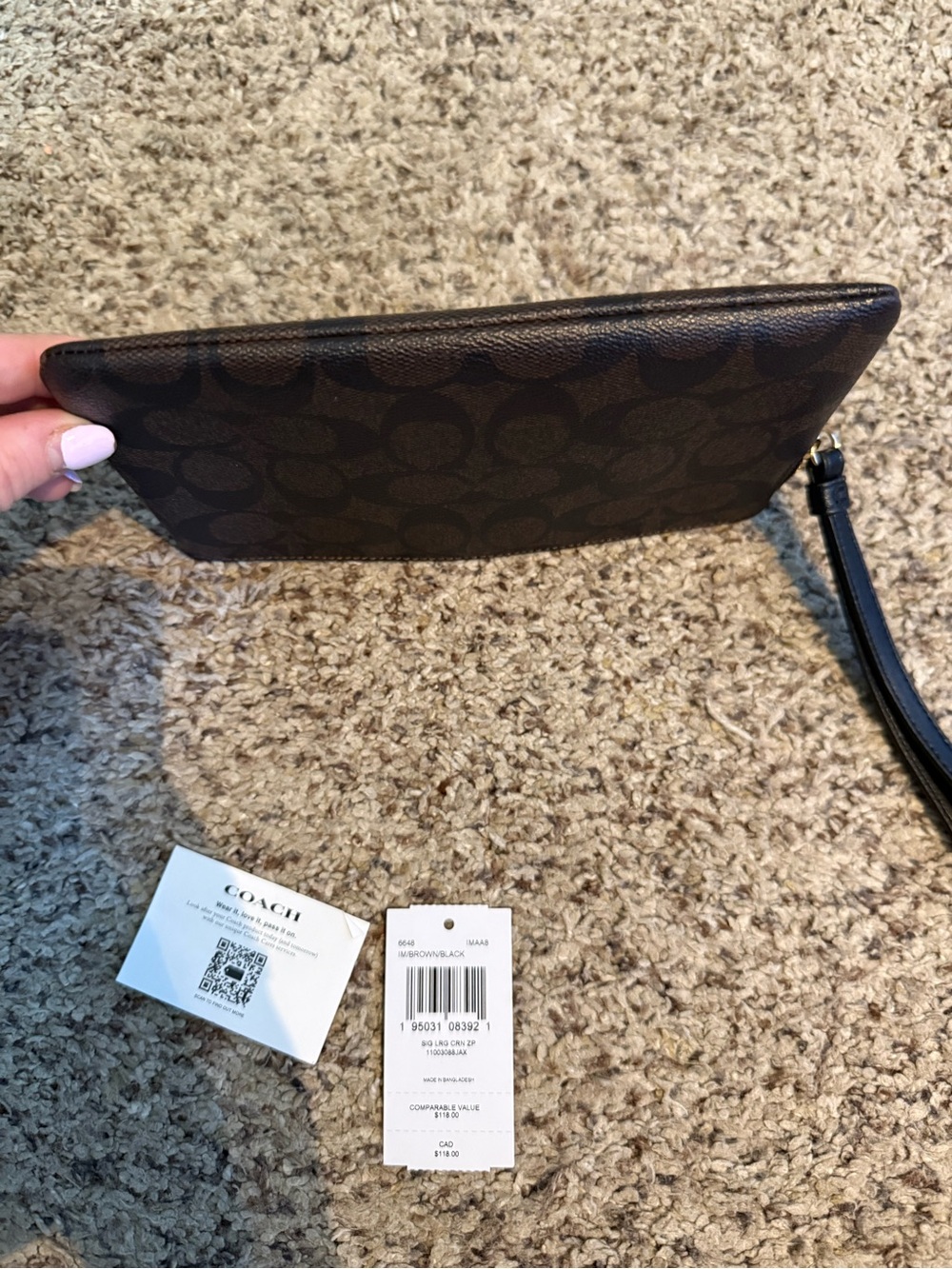 Coach large corner zip Signature Canvas Wristlet - Picture 5 of 5